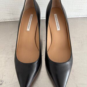DIANE VON FURSTENBERG  Classic Black Leather Pumps Size 10